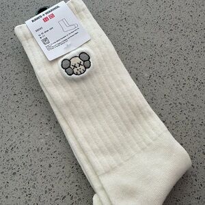Uniqlo KAWS x Warhol Cream Casual Socks Size 8-11